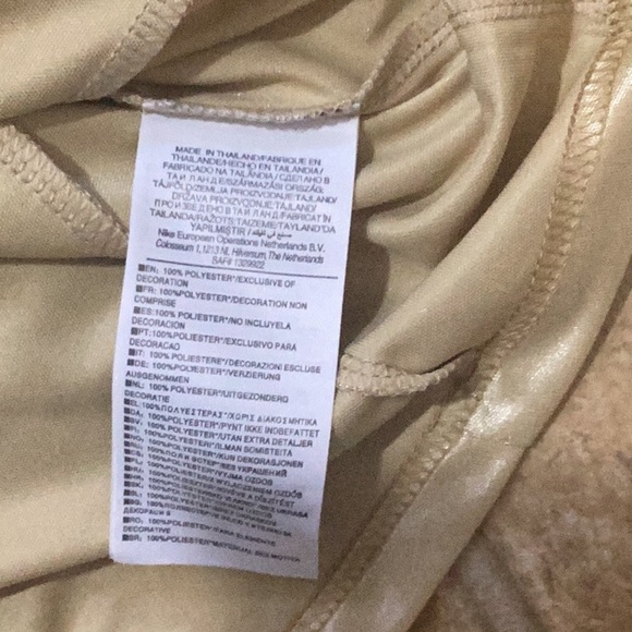 New Wot Barcelona Original Spain Nike Jersey Retro Size Medium . - Picture 6 of 9